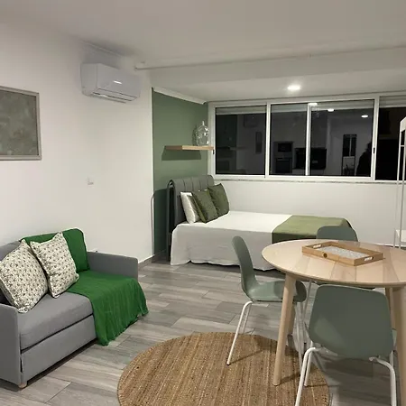 Lägenhet House - Zona Ribeirinha *